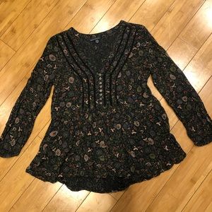 American Eagle Outfitters Black/Green Floral Blouse